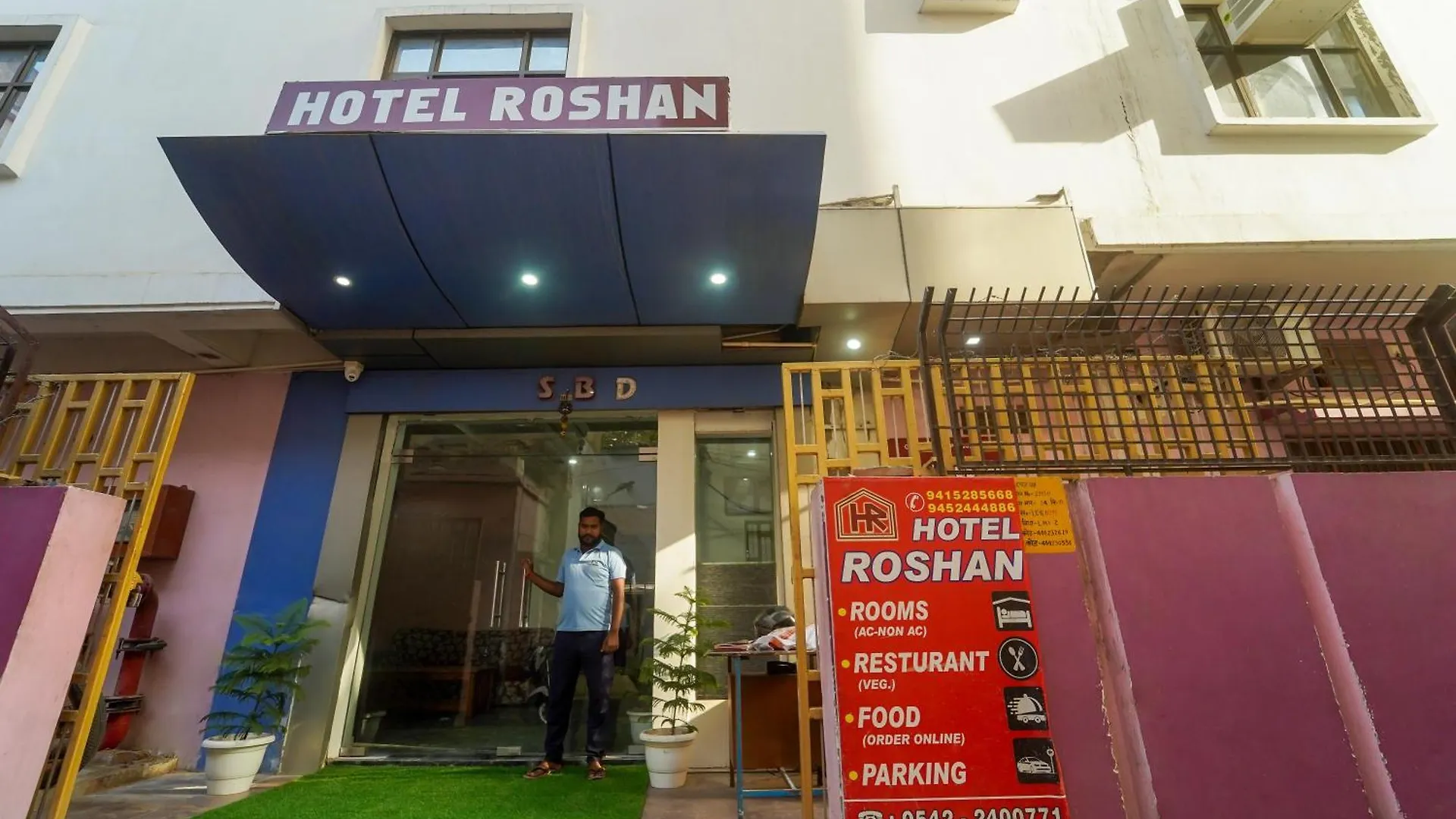 Hotel Roshan Varanasi 3*,  Índia