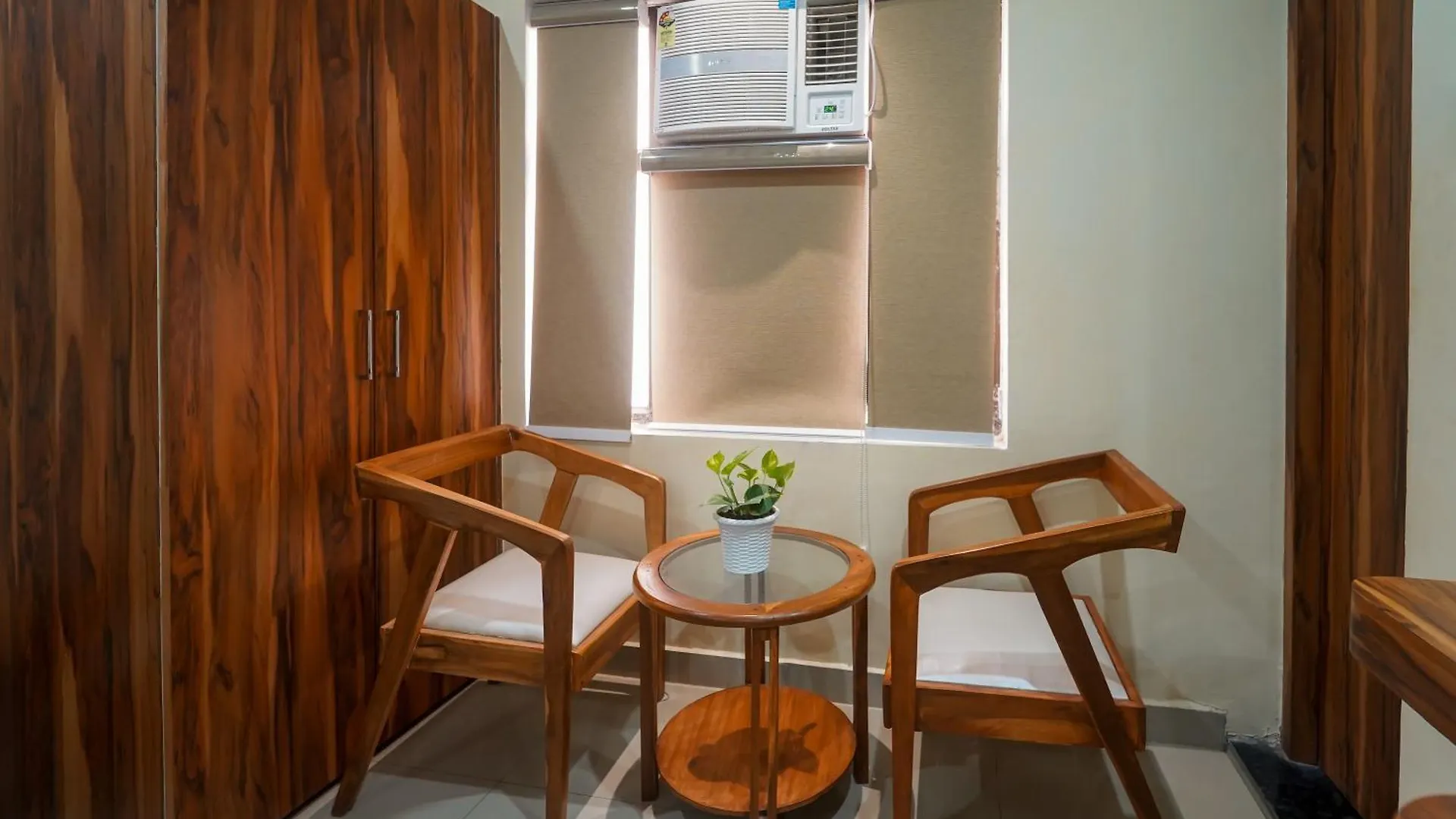 Hotel Roshan Varanasi